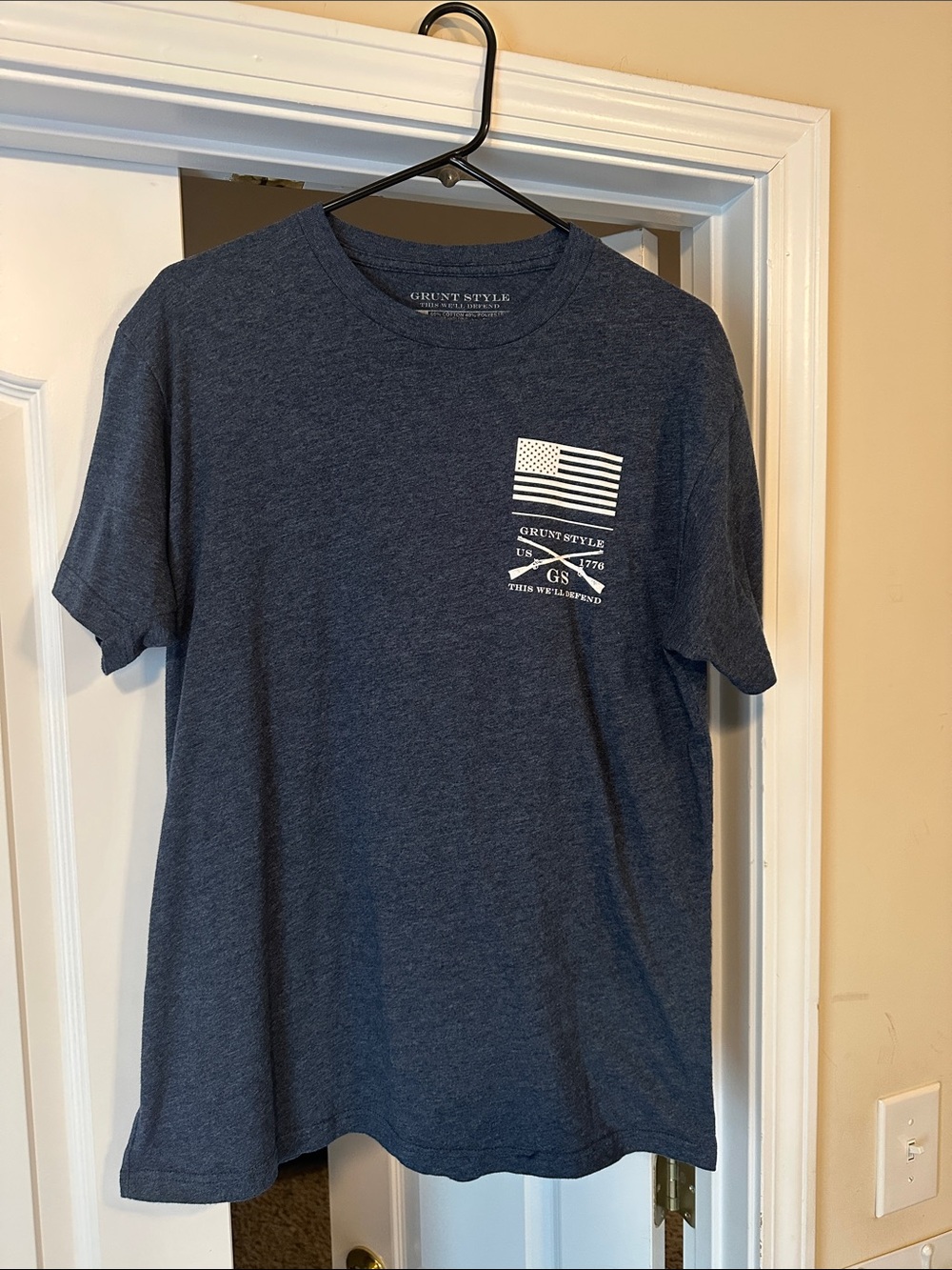 Grunt Style Navy Blue Short Sleeve Graphic Tee with White Flag